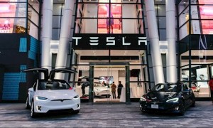 特斯拉首秀印度受阻！引进300台Model Y至今未卖完 已开始打折促销