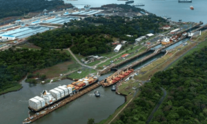 不装了？等不到特朗普访华，美军提前对华摊牌：已盯上中国23个港口