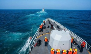 南海突然警报大作，解放军这次 “乱打” 一通，信号很不简单